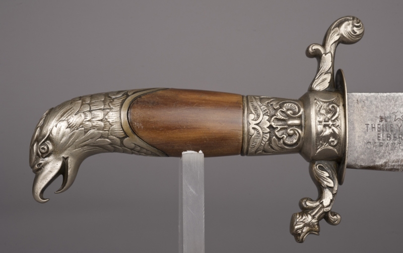 saju_2781_3daggerhandle