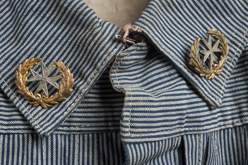 saju_nocat3uniformpins