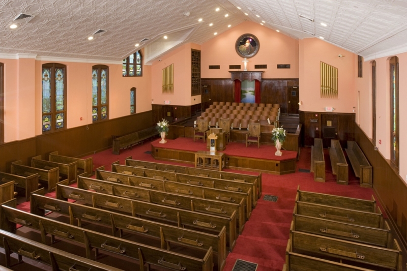 c81-Ebenezer-interior